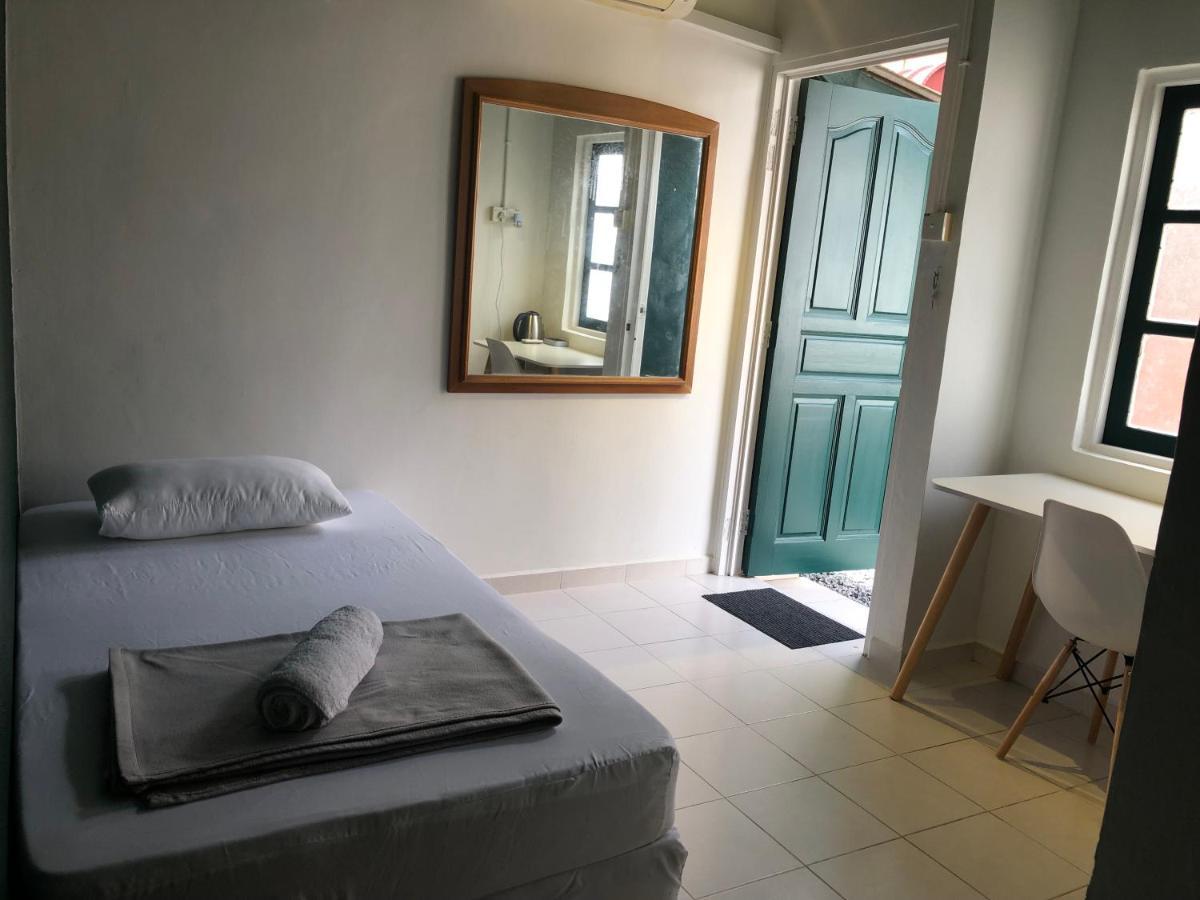 Homestay Rumah Tepi Istana